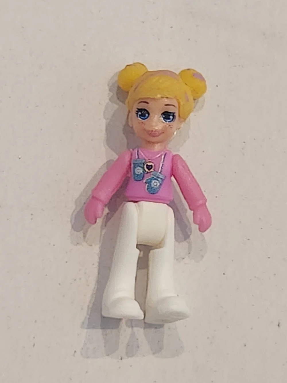 polly pocket please see